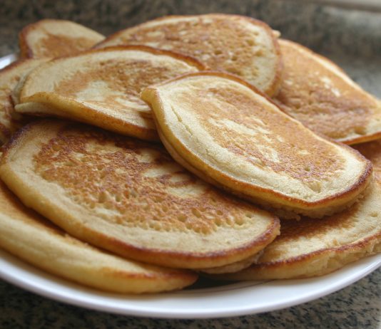 YADDA AKE HADA PAN CAKE