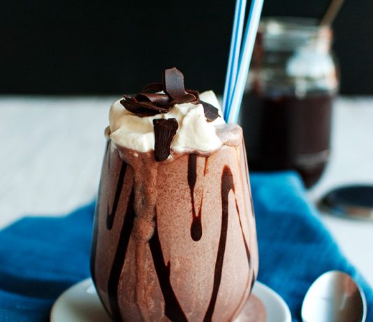 YADDA AKE HADA CHOCOLATE MILK SHAKE