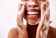 FACE WASHING ROUTINES AND CLEANSER FOR ALL SKIN TYPE. FACE,CLEAN.WATER.NEAT.