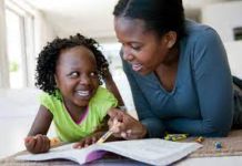 Hanyoyin da zamubi wajen koyarda yaranmu karatu tun a gida.