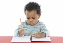 Ayyuka 4 da ke koya wa yaro yadda ake rubutu