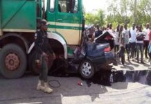 Wata babbar Mota ta murkushe motoci hudu a kan hanyar Keffi zuwa Abuja.