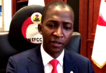 Hukumar EFCC ta yi barazanar kame ‘yan Najeriya da ke boye daloli.
