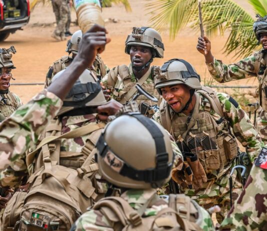 DA DUMI DUMINSA:Harhashin bindigar sojoji da aka harba a runduna biyu ta Ibadan ya jikkata mutum biyu.