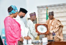 NDLEA BOSS MAJ.GEN.BUBA MARWA RECIEVES NBMOA SOUVENIR IN ABUJA.