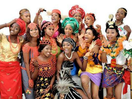 Manyan Harsuna guda goma da akafi magana dashi a kasar Najeriya