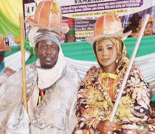 Masarautan jihar bauchi ta yi wa jaruman kannywood aliartwork da jamila nadin sarautan gargajiya