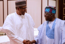 Dan takarar kujerar Shugaban kasa a karkashin jam’iyyar APC, Bola Ahmed Tinubu yayi ganawar sirri da Shugaba Buhari a daren jiya,a fadar sa da ke gidan Gwamnati.